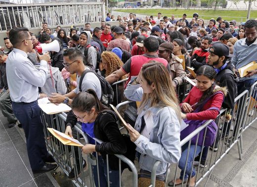 Son venezolanos que cruzaron desde México a territorio estadounidense con cientos de kilómetros a cuestas, muchos incluso tras haber fracasado en su intento de establecerse en otros lugares