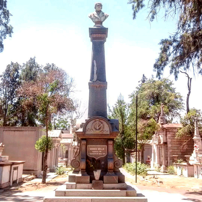 Tumba de Andrés Bello en Santiago de Chile. Foto: Pedro Sevylla