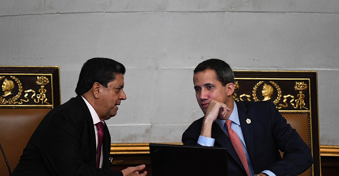Diputados podrán votar desde el exilio