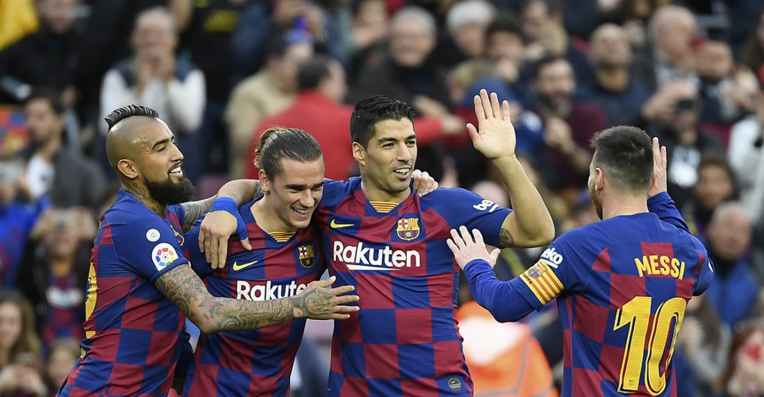 Barcelona goleó al Alavés y es líder provisional de La LIga