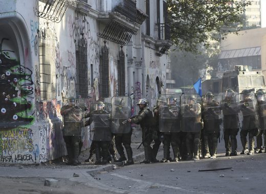 Policía en Chile atropelló a un joven