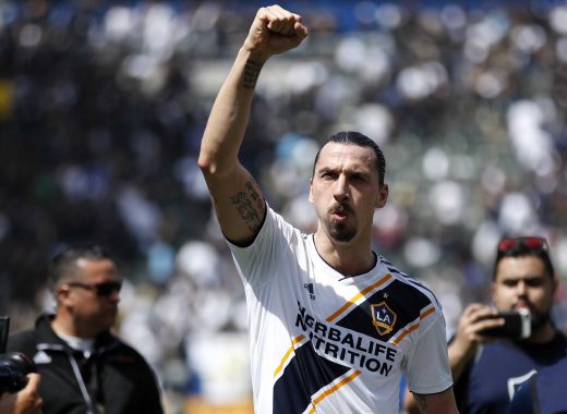 Zlatan Ibrahimovic llega al AC Milán desde Los Ángeles Galaxy