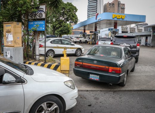 colas de gasolina caracas
