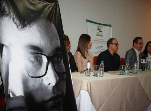 Rueda de prensa Frigilux. Caso Rufo Chacón. Cortesía