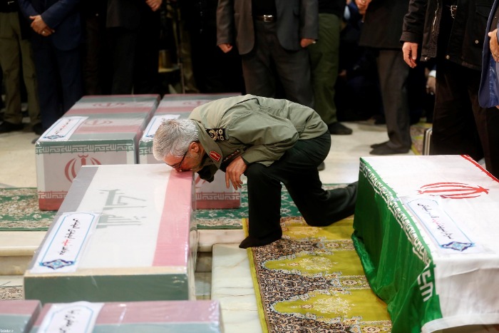 Irán