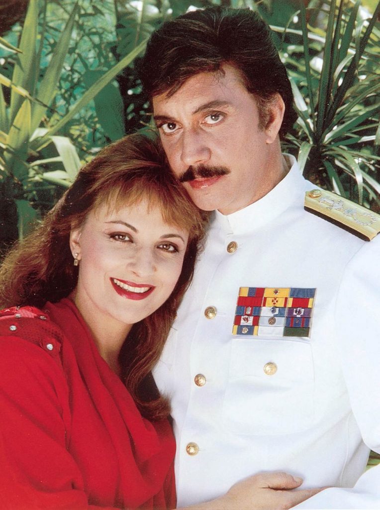 RAÚL AMUNDARAY Y MARINA BAURA EN 'EMPERATRIZ'