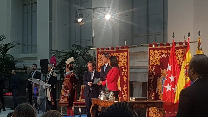 Guaidó recibiendo la llave de Madrid