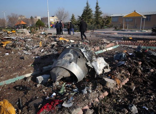 170 muertos al estrellarse avión ucraniano en Irán - Canadá