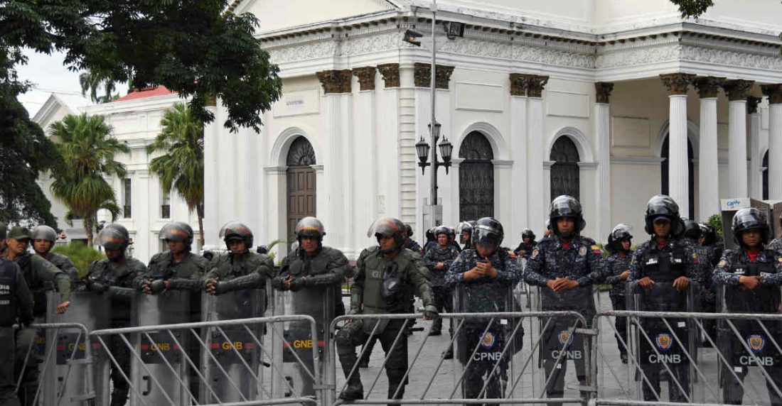 Bloqueo de AN. AFP