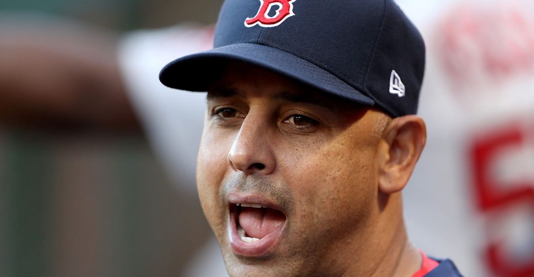 Medias Rojas despiden a manager por "robo de señas"