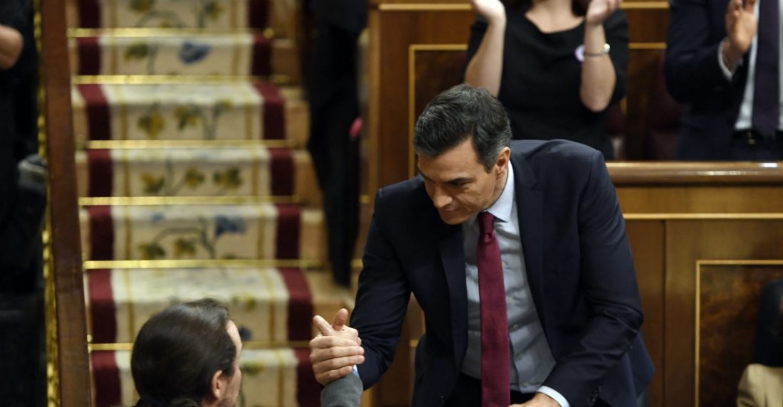 Pedro Sánchez y Pablo Iglesias. AFP