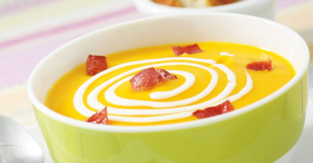 souping sopa de zanahoria y tocinera