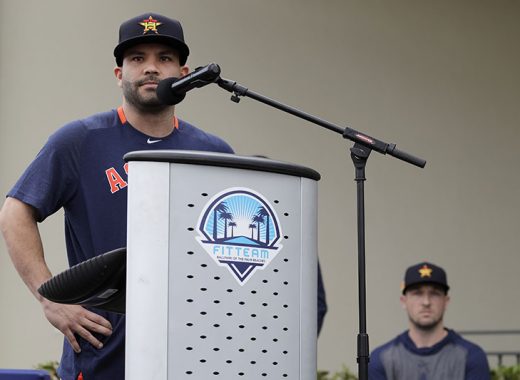 Altuve y Bregman, de los Astros, se lamentaron por el robo de señas