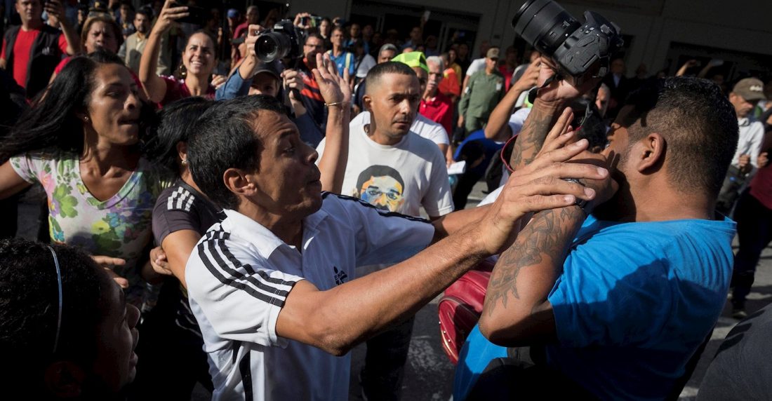 SIP Violencia Guaidó Maiquetía