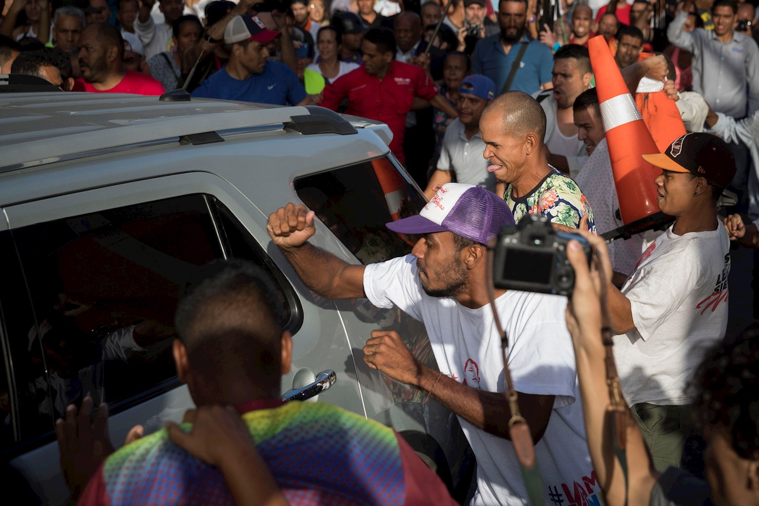 Violencia Guaidó Maiquetía