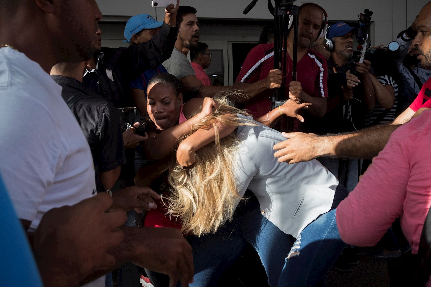 Violencia Guaidó Maiquetía