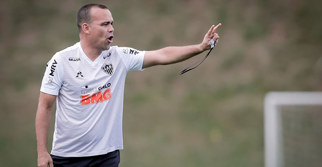 Rafael Dudamel salió de su cargo como director técnico del Atlético Mineiro brasileño