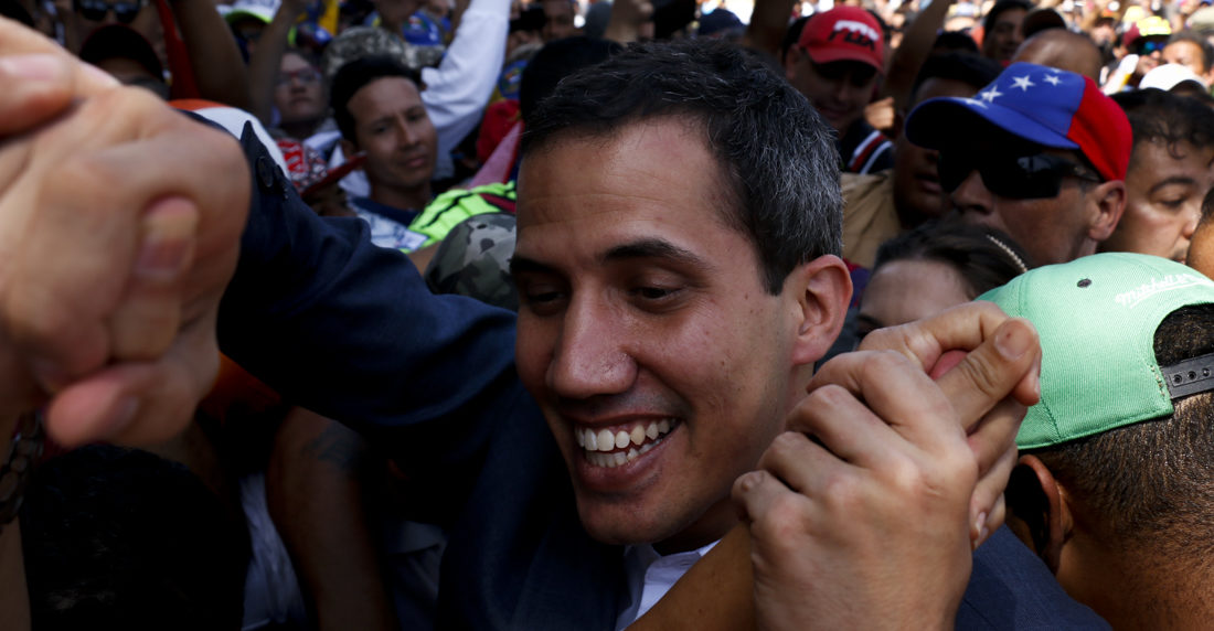 Guaidó lo apoya Francia