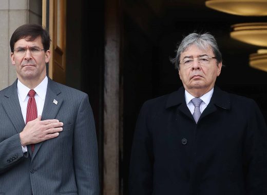 Secretario de Defensa Esper y canciller Holmes Trujillo