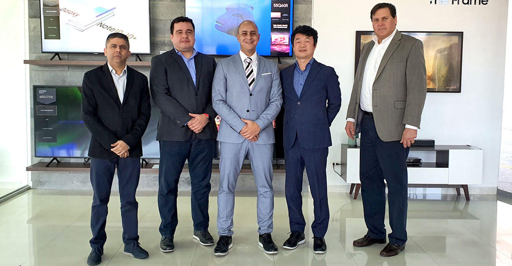 CLX en Carabobo recibe al equipo de Samsung Electronics Latinoamérica