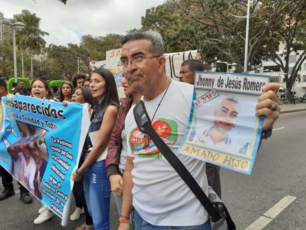 Familiares de Johnny Romero lloran por desconocer el paradero de su hijo