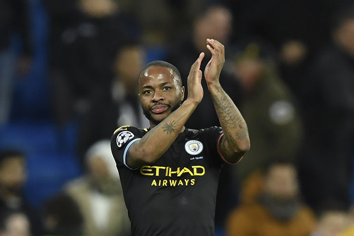 Sterling no pareciera preparado para ser el delantero de los leones ingleses
