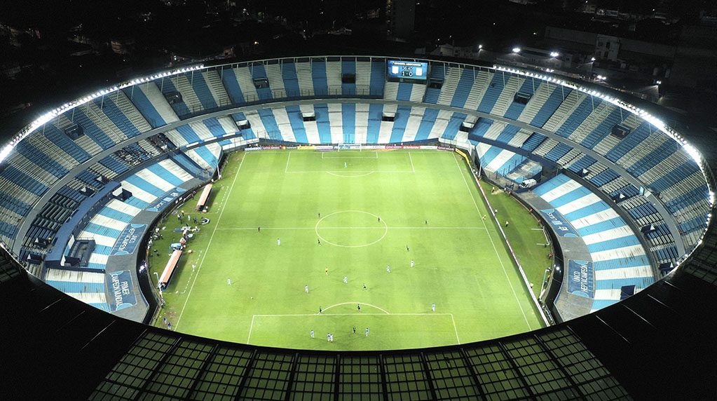 Brasil mantiene en pie eventos deportivos estadios