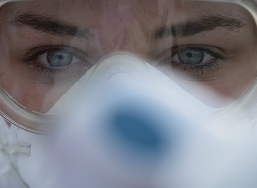 Gobierno de coalición y posponer elecciones para enfrentar al Covid-19