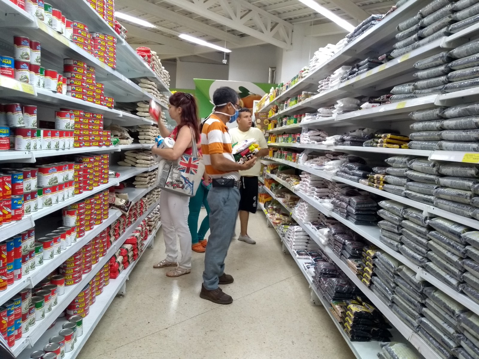 San Cristóbal / Supermercados