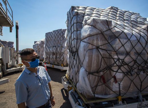 Arriba cargamento de ayuda humanitaria de China para combatir Covid-19