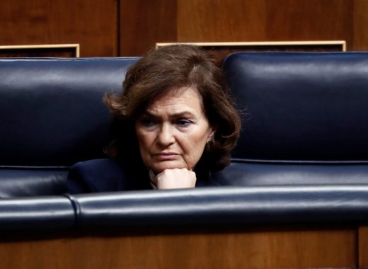 Vicepresidenta española Carmen Calvo da positivo en coronavirus. AFP