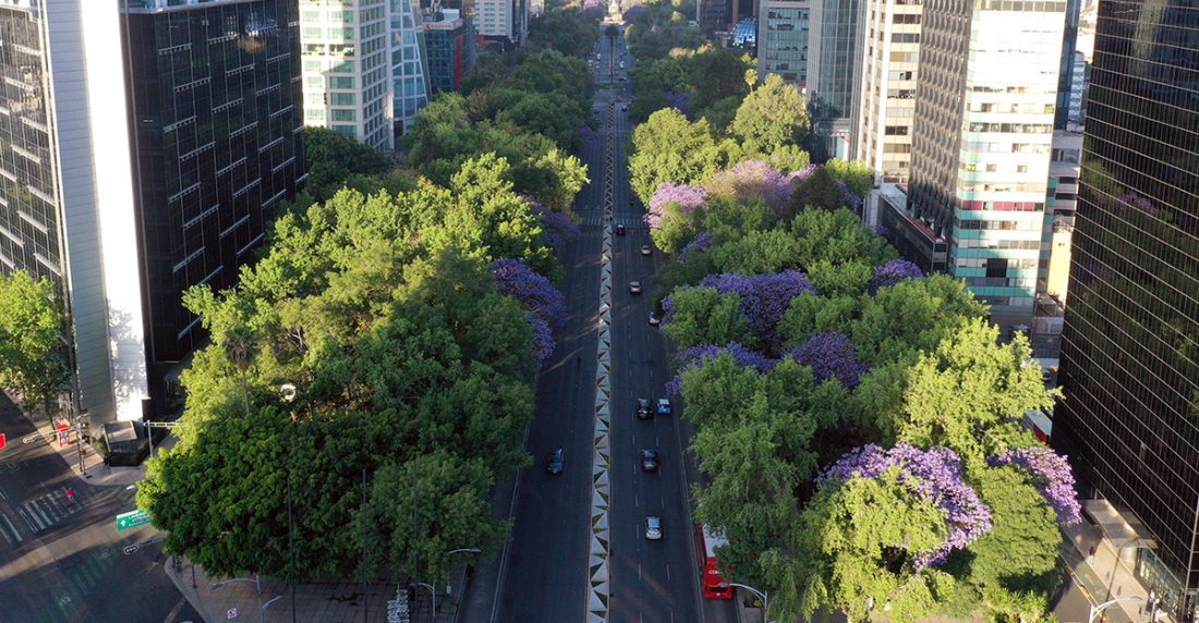 México recibe a delegados de Maduro y Guaidó