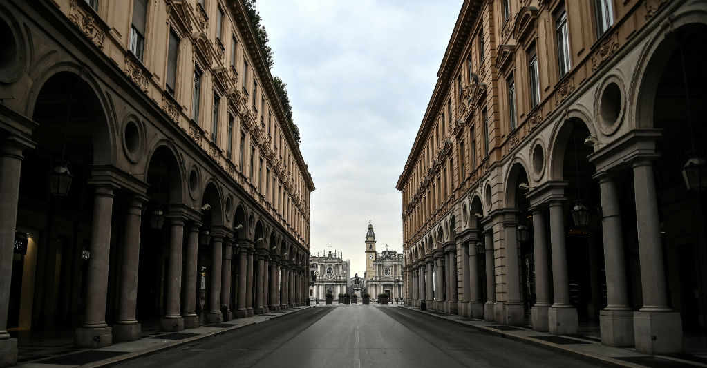El mundo queda desolado por el coronavirus. Foto: AFP