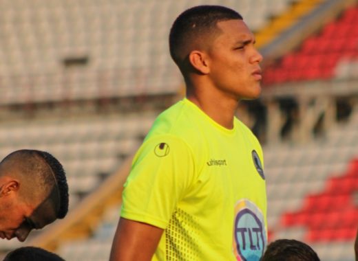 Joel Graterol no llegó a Chile