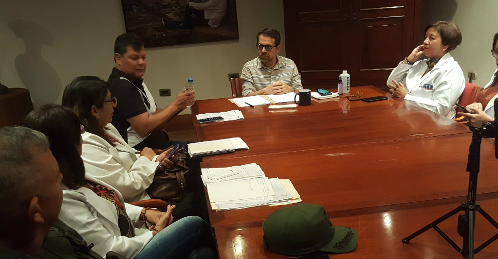 Lacava cierra plazas en Carabobo y llama a suspender reuniones grupales. Foto: Tibisay Romero