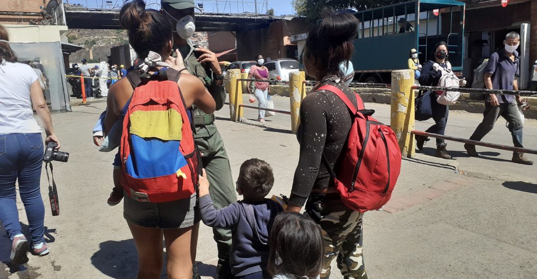 Coronavirus niños mercado de coche caracas