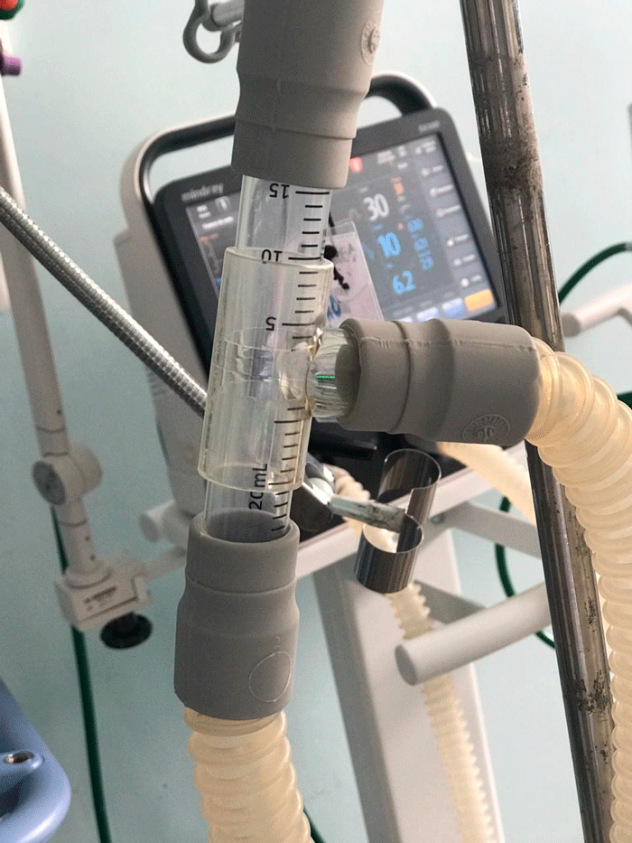 Válvulas para respiradores desarrolladas en Italia para combatir coronavirus. Foto: Cortesía