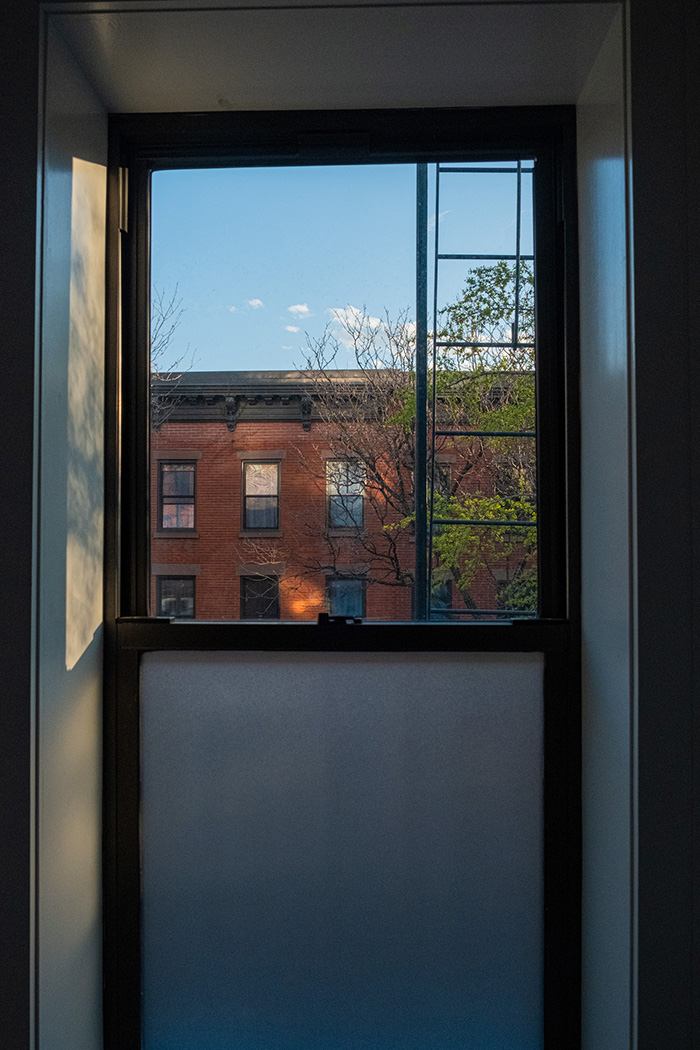 NY