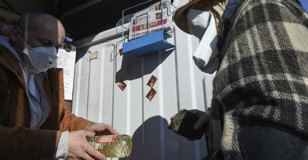 Enfermos deben seguir tratamientos pese a coronavirus. Foto: AFP