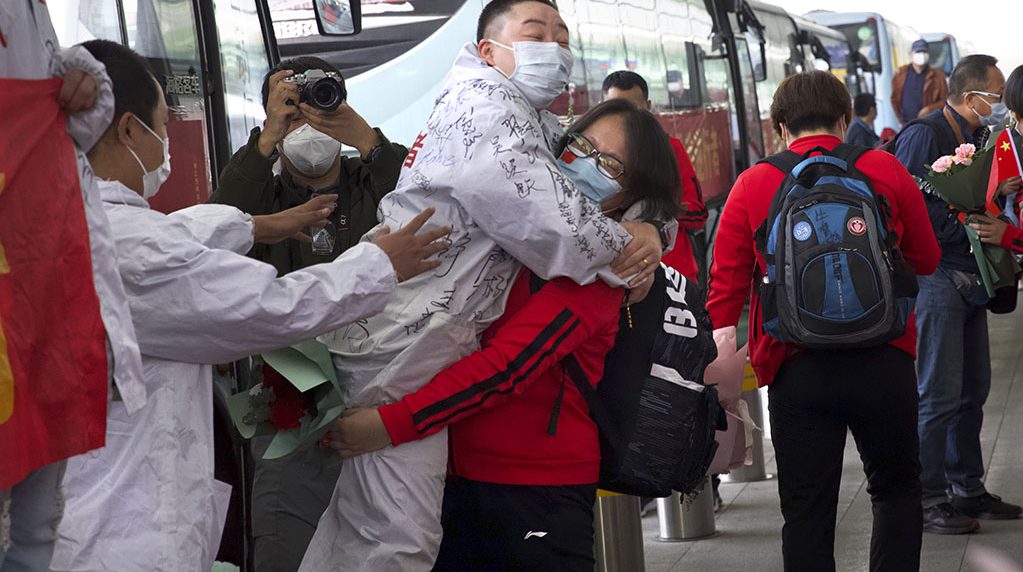 Fin del encierro y euforia en Wuhan, cuna de la Covid-19