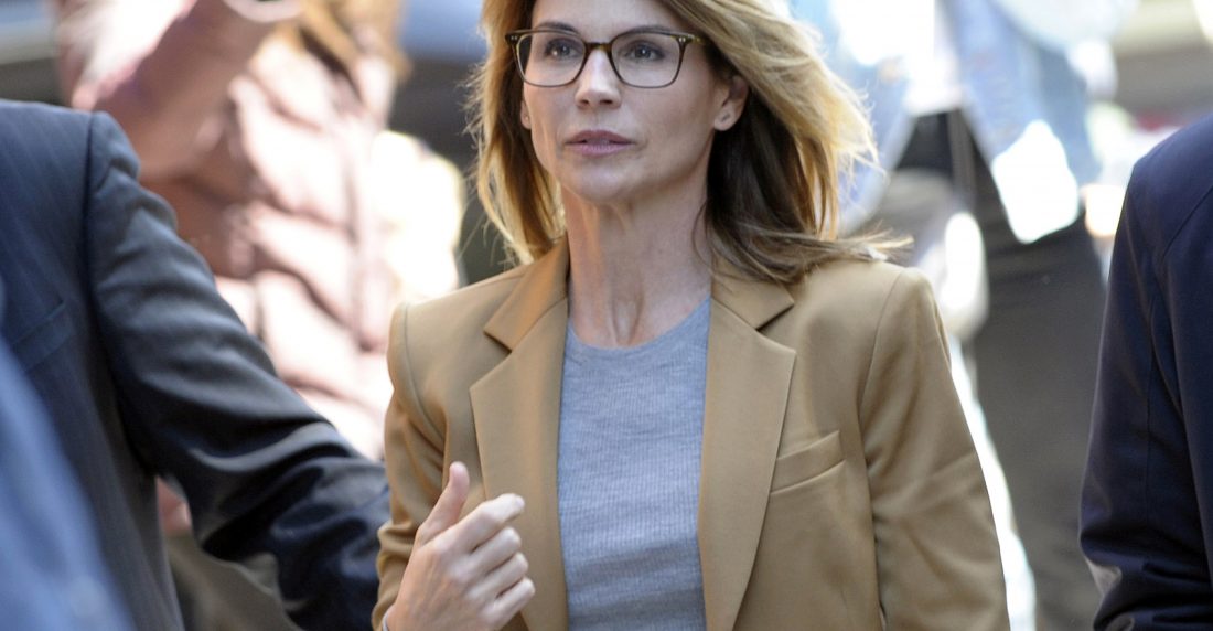 actriz de "Full House" Lori Loughlin