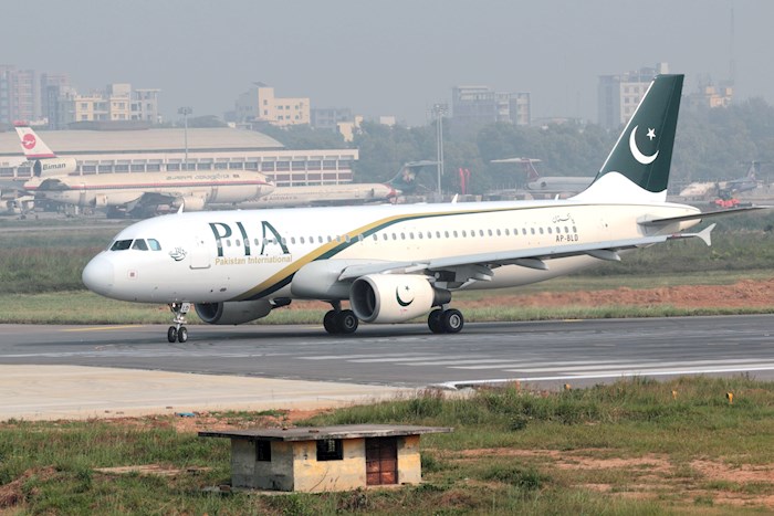 airbus se estrelló en zona residencal de karachi