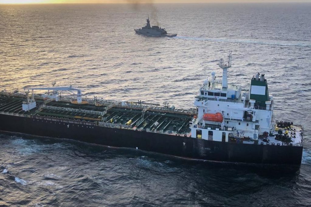 primer buque iraní con gasolina