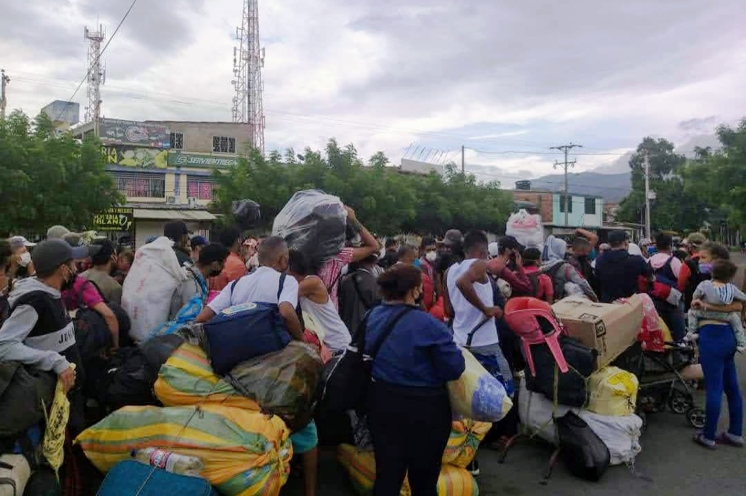 frontera con colombia venezolanos que retornan retornados