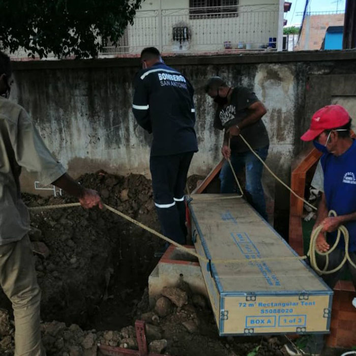 entierro de un migrante del tachira