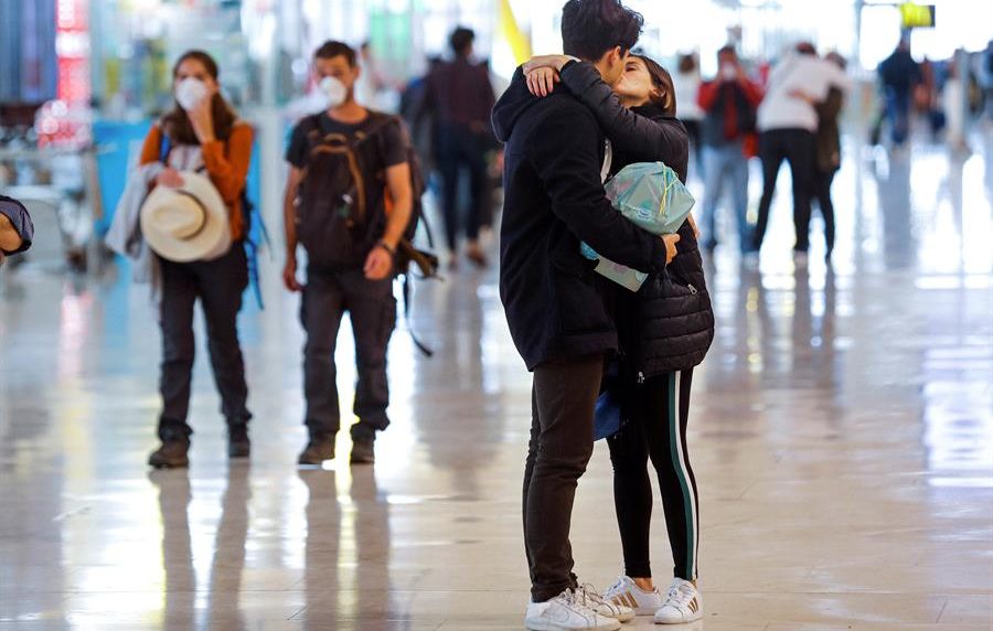 coronavirus amor parejas