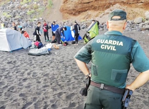 Guardia civil contra la inconsciencia colectiva