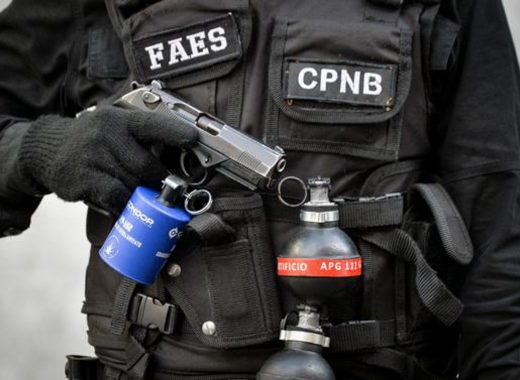 Human Right Watch faes