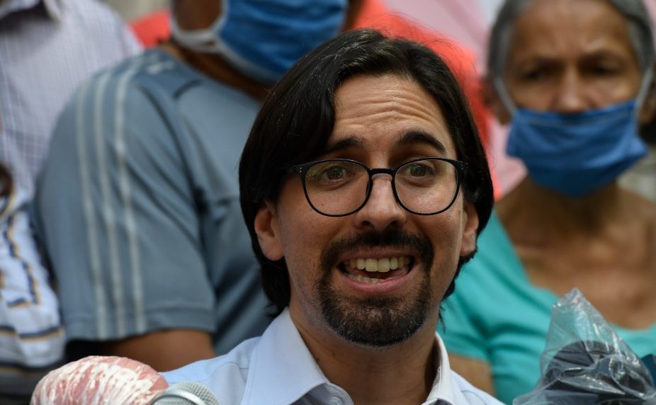 Freddy Guevara sale en libertad condicional