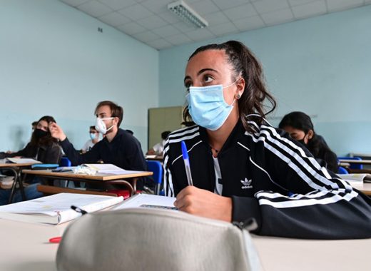 mantener las escuelas abiertas